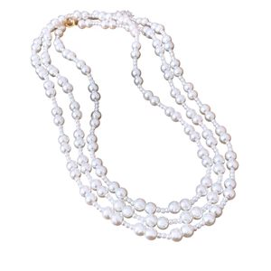 Elegant multi-layer white glass pearl necklace with vintage gold clasp for a royal aesthetic