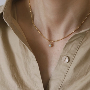Minimalist Round Aventurine Jade Pendant Necklace For Women Titanium Steel 18K Gold Plated Elegant Clavicle Chain Jewelry