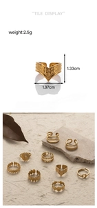 Detailed view of adjustable gold heart moon rings with precise size and weight measurements