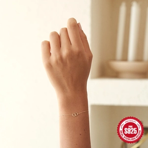 Minimalist S925 sterling silver double interlocking circles bracelet in golden finish