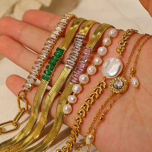 18K gold plated Cuban chain bracelet set with emerald stones and pearls for women