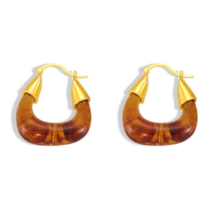 Retro U-shaped gold-plated resin earrings with amber tortoise shell texture and metal splicing