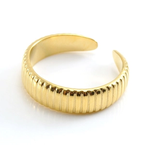 Minimalist gold adjustable stainless steel ring with vertical textured stripes design