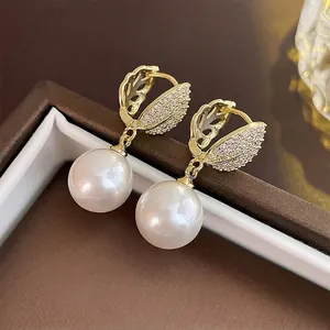 Elegant gold plated pearl earrings with zircon leaf design in French vintage style