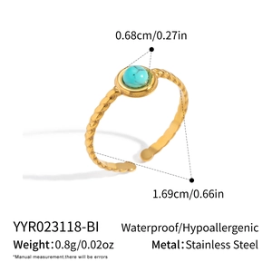 Détail des dimensions de la bague plaquée or 18 carats avec perle turquoise et spécifications