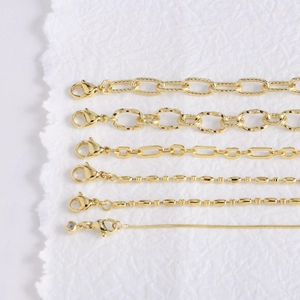 Vari modelli di catene in acciaio inossidabile placcato oro 18k per creazione di gioielli