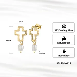 Boucles d'oreilles croix évidée en argent S925 et perles naturelles pour femmes
