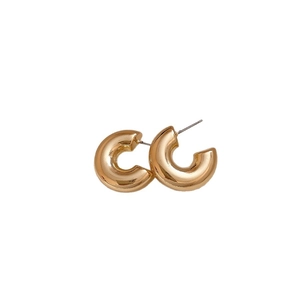 Minimalist chunky C-hoop earrings in 18K gold plated finish with polished surface