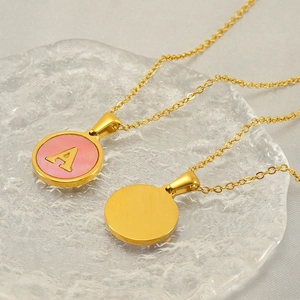 Collier en acier inoxydable doré pour femme avec pendentif lettre A rose