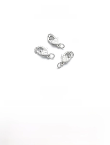 Detail view of a heart-shaped lobster clasp with paw print and 9x15mm dimensions