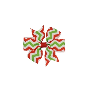 Detail einer rot-grünen Haarschleife mit Zickzackmuster für Weihnachts-Haarspangen