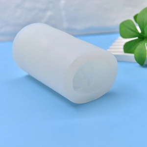 Translucent cylindrical silicone mold for DIY ocean shell and starfish patterns