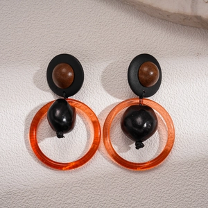 Boucles d'oreilles rétro en résine et perles de bois au design rond et minimaliste