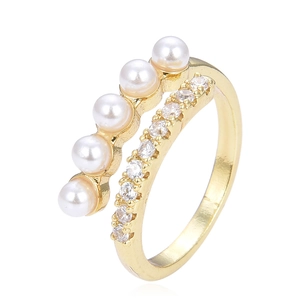 Baroque gold-plated adjustable ring featuring white pearls and sparkling zircon accents