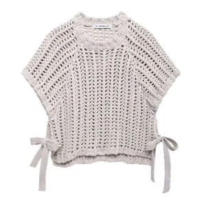 Pull à manches courtes en maille épaisse avec détails de nœuds latéraux gris clair