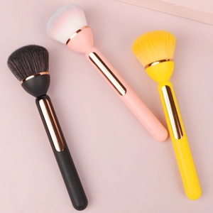 Professional Soft Fluffy Makeup Brush Synthetic Fiber Bulb Shaped Powder Blush Brush With Gold Metal Strip Plastic Handle