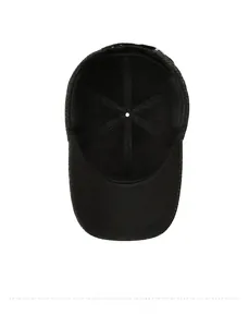 Detail view of the warm interior lining and stitching of the thermal winter baseball cap