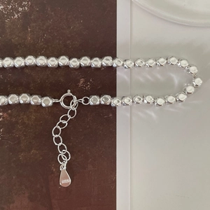 S925 sterling silver beaded bracelet featuring faceted cubes and a lobster clasp closure