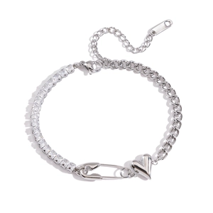 Silver stainless steel bracelet with zircon pavé, safety pin and heart pendant