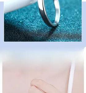 Macro shot of polished S925 sterling silver ring band with high-gloss mirror finish
