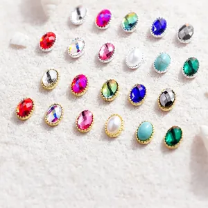 Charm's ongles ovales en pierres précieuses avec monture en métal doré et argenté
