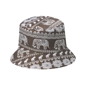Détail du chapeau de pêcheur en toile de coton avec éléphant blanc et motifs mandala