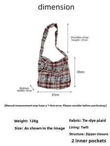 Guide des dimensions du sac bandoulière en toile à carreaux tie-dye pesant 128g