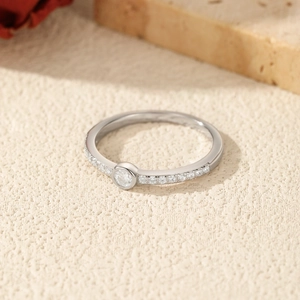Classic S925 sterling silver bubble ring with round moissanite pave setting