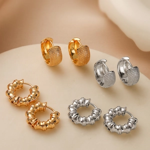 Boucles D'oreilles Créoles En Cuivre Vintage Plaquées Or 18 Carats Texturées Design Géométrique Irrégulier Pour Femmes