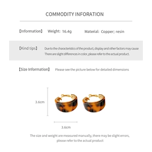 Detailed size chart and weight specifications for gold-plated resin hoop earrings
