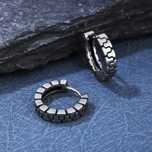 Retro stainless steel huggie earrings featuring unique interlocking puzzle patterns for men