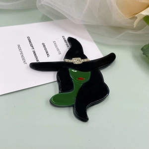 Exquisite green witch brooch with black glitter hat for Halloween suit accessory