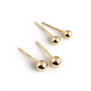 S925 sterling silver 5mm round bead stud earrings in gold finish on white background