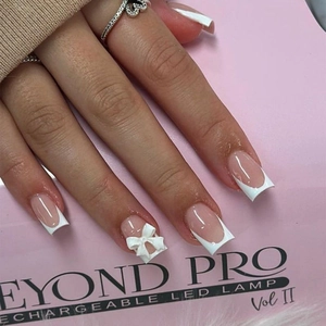 White French Tip Press On Nails With 3D Bow Medium Square Glossy ABS Artificial Fingernails For Women