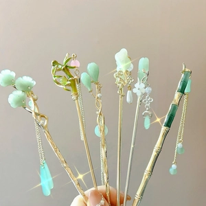 Chinese Vintage Green Hair Stick Alloy Faux Jade Tassel Hairpin Hanfu Accessory For Women Elegant Chignon Pin