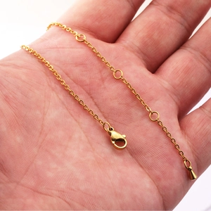 Adjustable golden stainless steel chain with lobster clasp and waterdrop tail pendant