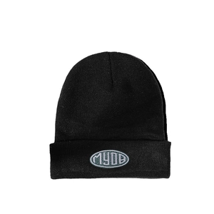 Klassische schwarze Strickmütze mit weißem MYDB-Sticklogo für den Winter-Streetstyle