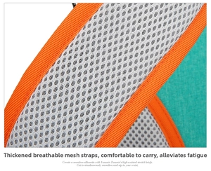 Detail van ademende oranje honingraat mesh schouderriem met dikke vulling voor comfort