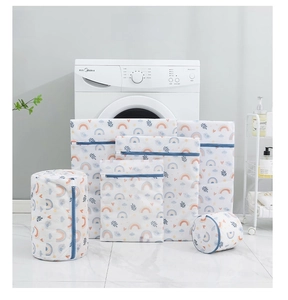 Set of 6 printed mesh laundry bags including various sizes for washing machines