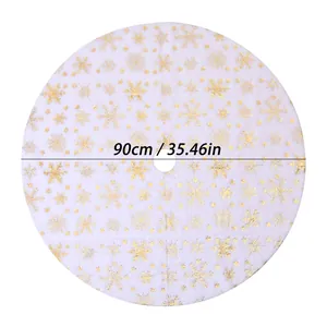 Christmas tree skirt size guide showing a 90cm diameter for plush white snowflake decor