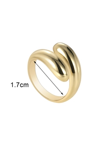 Detail of adjustable gold ring showing 1.7cm inner diameter and double-layer teardrop design
