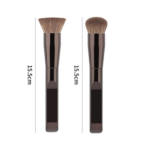 Set di pennelli per fondotinta e cipria con manici in metallo bronzo e setole sintetiche