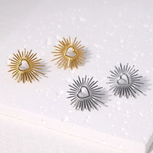 Minimalist heart-shaped sunburst stud earrings in gold and silver stainless steel set