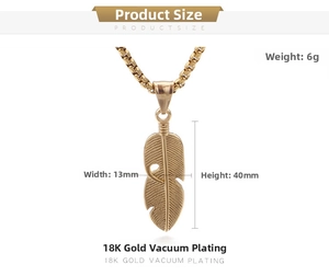 Détail du collier pendentif plume plaqué or 18 carats avec dimensions précises en mm
