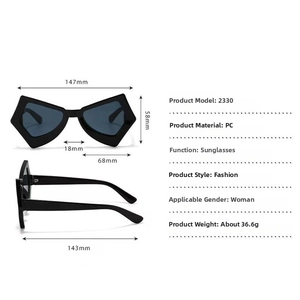 Detailed size specifications for oversize cat-eye sunglasses featuring frame and lens dimensions