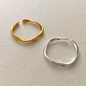 Minimalist S925 sterling silver twisted open rings in gold and silver finishes