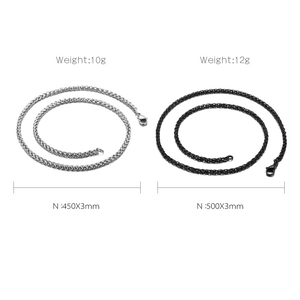 Catene a spiga in acciaio inossidabile argento e nero lunghe 45 cm e 50 cm su bianco