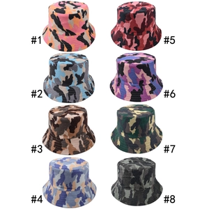 Collection de bobs camouflage en huit couleurs pour protection solaire d'extérieur