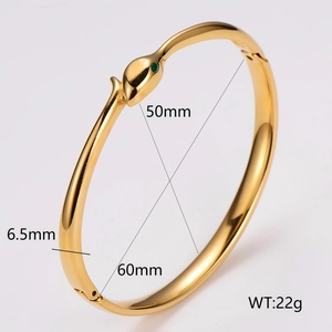 18K gold plated stainless steel snake head open bracelet with green oil-drop eyes