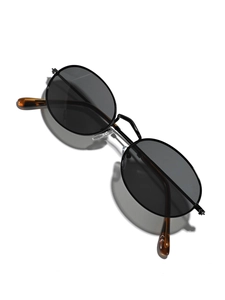 Gafas de sol ovales retro con montura fina de metal negro y lentes oscuros para todos